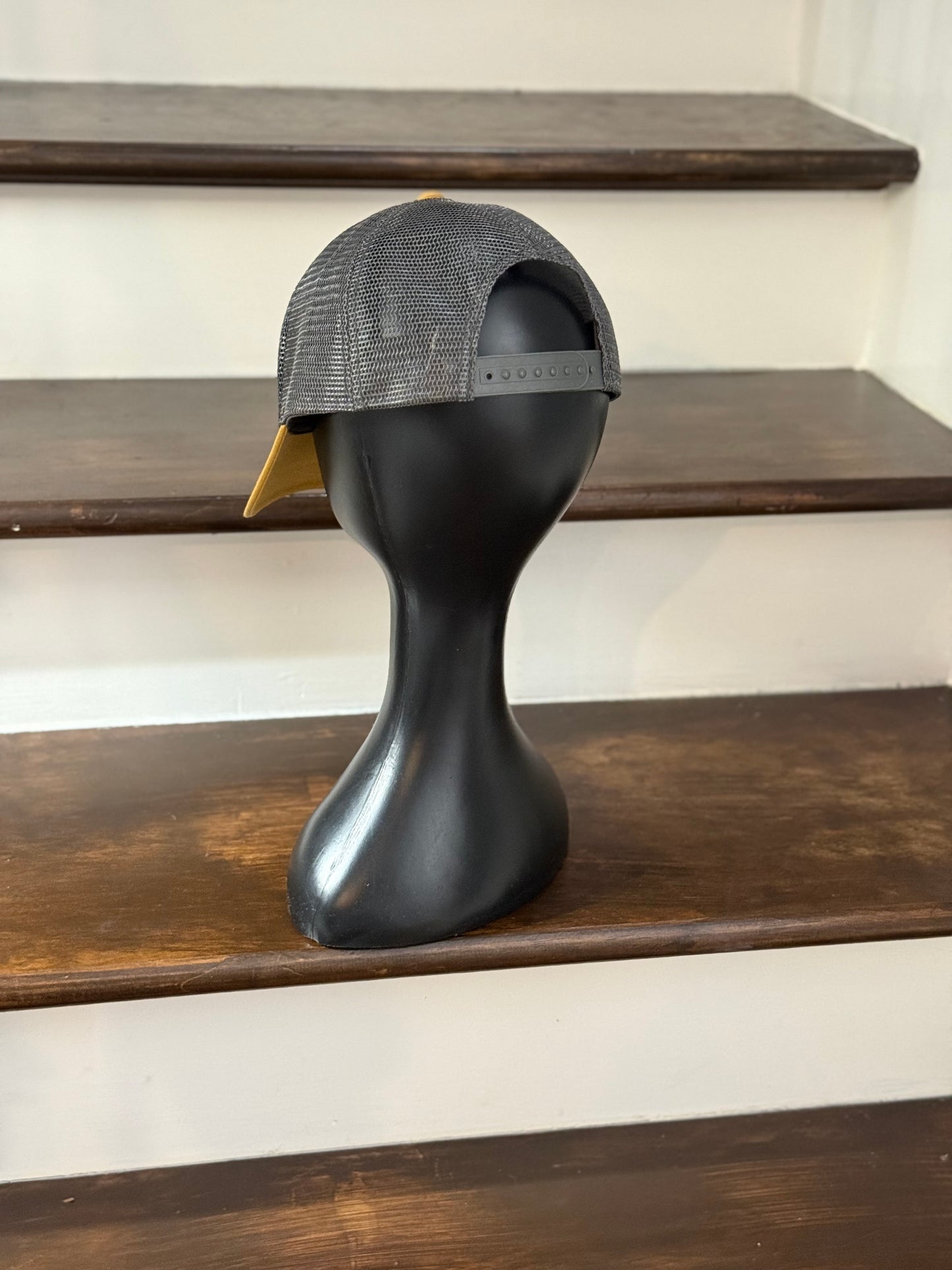 501 arkansUS Customized Gold & Gray w/Corkscrew State Patch Centered-Mesh Trucker Hat (Copy)