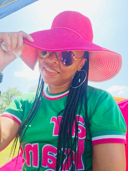 501-Kelly Green & Pink ArkansUS Euro-Fit T-Shirt